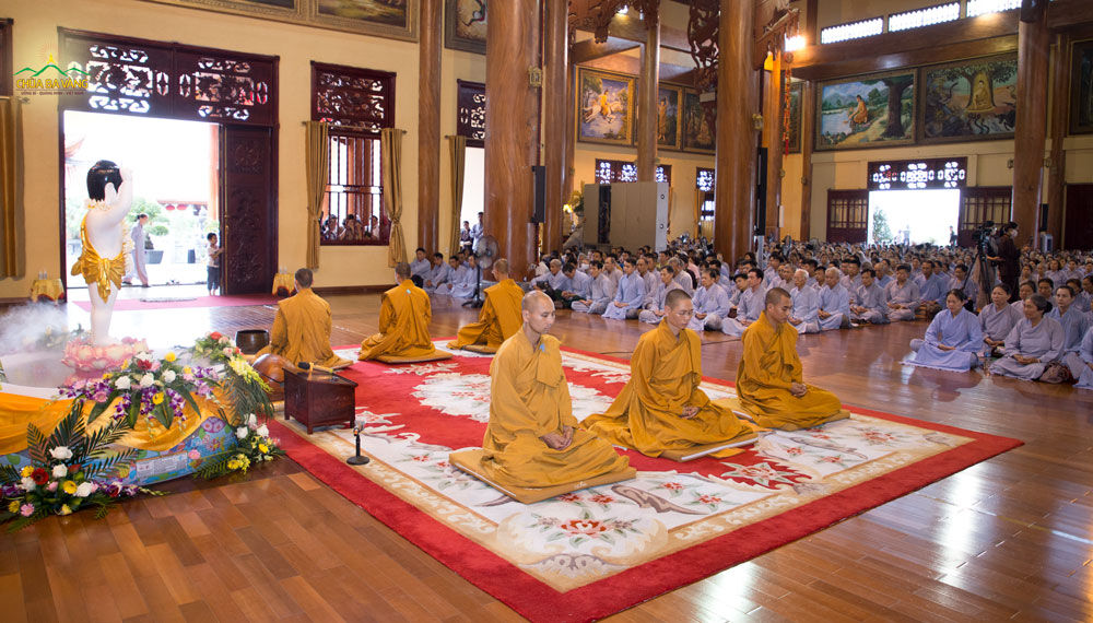 Experience Laos’ ancient meditation sites with guided tours